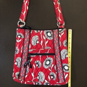 Vera Bradley Deco Daisy Hipster, Crossbody, VGUC